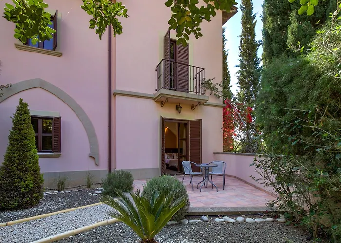 アパート 2 Bedroom Artemis With Two Communal Pools, Aphrodite Hills