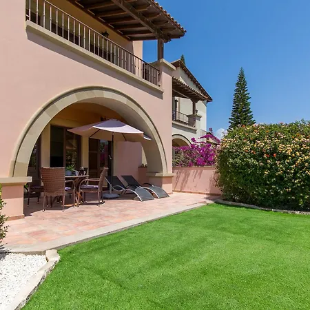 Apartment 2 Bedroom Artemis With Two Communal Pools, Aphrodite Hills Kouklia