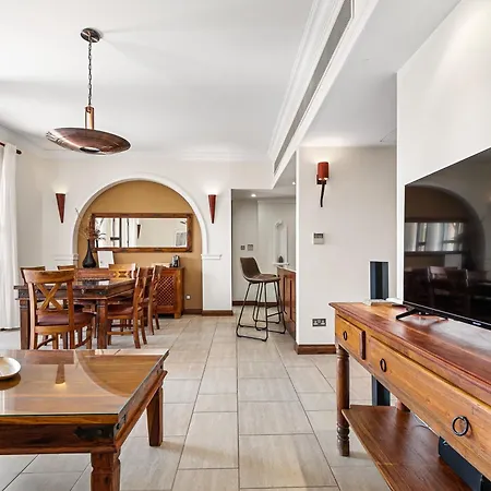 2 Bedroom Artemis With Two Communal Pools, Aphrodite Hills Apartment Kouklia