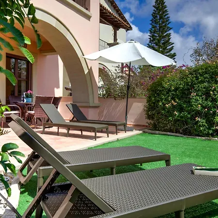 2 Bedroom Artemis With Two Communal Pools, Aphrodite Hills Kouklia