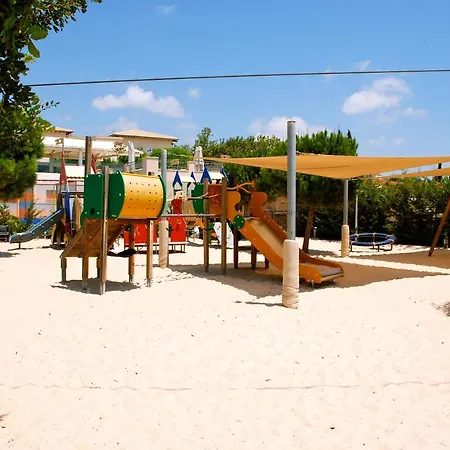 Apartament 2 Bedroom Artemis With Two Communal Pools, Aphrodite Hills Kouklia