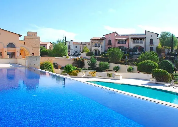 Lägenhet 2 Bedroom Artemis With Two Communal Pools, Aphrodite Hills *
